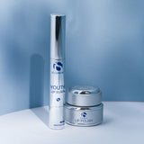 iS Clinical Lip Duo Collection – luxury lip exfoliator and hydrating elixir set for smoothing, plumping and restoring dry or ageing lips.